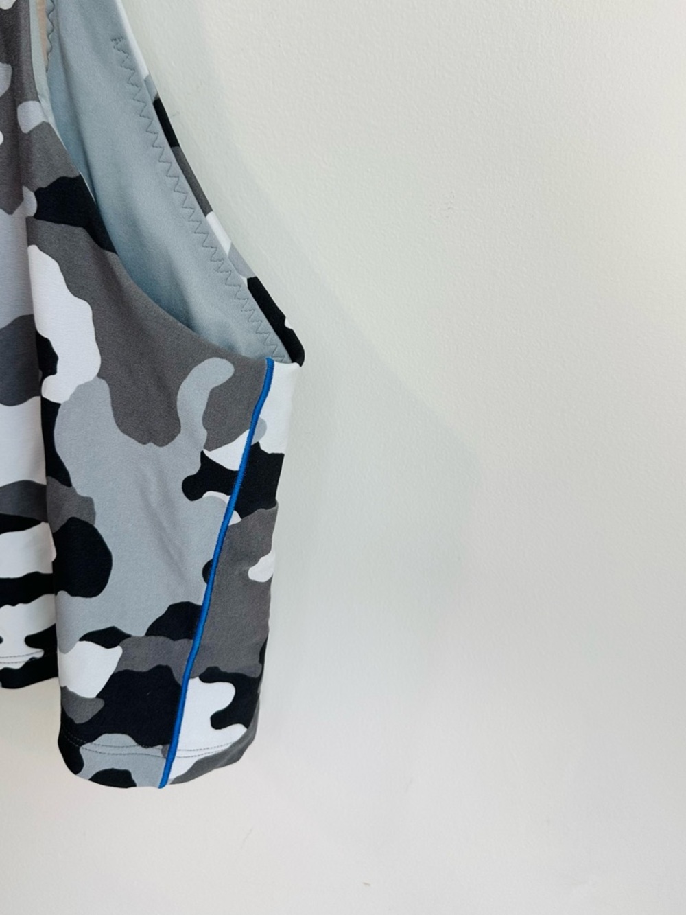 NWT Offline by Aerie Real Me Low Key Longline Sports Bra Silver Camo Size XXL - Picture 7 of 15